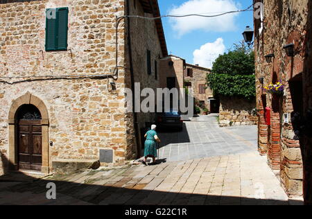 Monticchiello Straßen, Orcia-Tals, Toskana Stockfoto