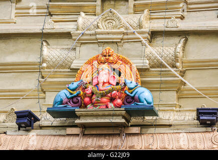 Statue von Ganesh im Sri Karpaga Vinayagar Tempel, eine kleine Hindu-Tempel in Bedford Road, Walthamstow, Nord London, E17 Stockfoto