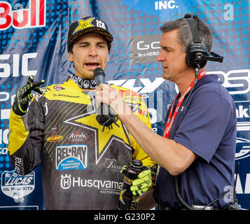 Rancho Cordova, CA. 21. Mai 2016. Pilot Jason Anderson Championships im Lucas Oil Pro Motocross Championship 450 Klasse Podium in Hangtown Motocross Classic Rancho Cordova, CA Thurman James/CSM/Alamy Live News Stockfoto