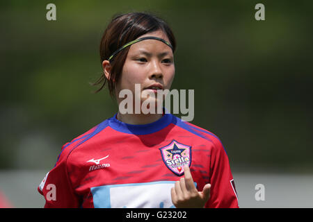 Haruna Kawashima (Nojima Stella), 22. Mai 2016 - Fußball: Haruna Kawashima der Nojima Stella Kanagawa Sagamihara läuft während der Nadeshiko League Division 2 Spiel zwischen Nojima Stella Kanagawa Sagamihara und FC Kibi International University Charme auf Hodogaya Park Fußballplatz in Kanagawa, Japan © AFLO/Alamy Live-Nachrichten Stockfoto