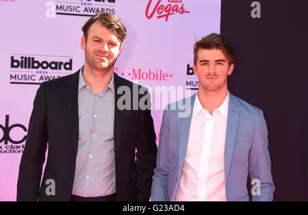 LAS VEGAS, NV - 22.Mai: DJ Andrew Taggart und Alex Pall von The Chainsmokers besuchen Sie die 2016 Billboard Music Awards in der T-Mobile Arena am 22. Mai 2016 in Las Vegas, Nevada. | Verwendung weltweit Stockfoto