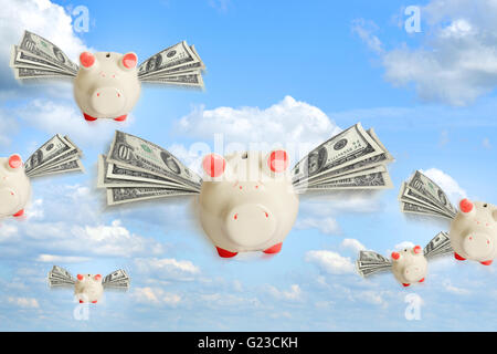 Sparschwein Himmel frei fliegen Stockfoto