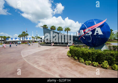 Der Eingang des Komplexes Besucher des Kennedy Space Centers in der Nähe von Cape Canaveral Stockfoto