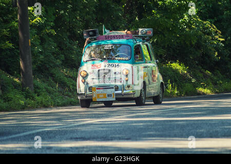 1000 Miglia 2016 historische Oldtimer-Rennen Stockfoto