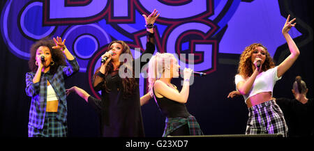 Kleiner Mix live bei den Mädchen Guiding großen Gig in der Wembley Arena, London Stockfoto