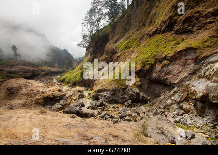 Hot Springs am Mount Rinjani Vulkan, Lombok, Indonesien Stockfoto