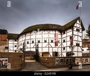 Shakespeares Globe, eine Rekonstruktion des Globe Theatre, Southwark, London, England. Stockfoto