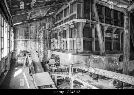 Industriebauten und Maschine der verlassenen Mine von Montevecchio in Sardinien, Arbus, Guspini, Italien Stockfoto