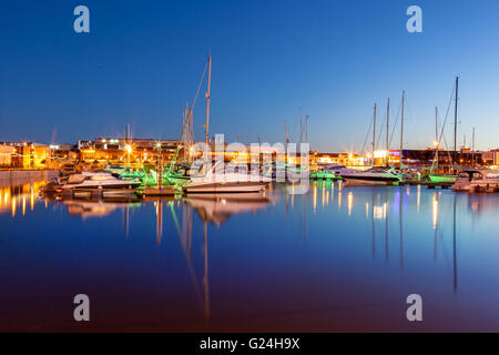 Tallinn, Altstadt Marina ist die Hauptstadt Estlands, liegt auf der südlichen Küste des finnischen Meerbusens. Stockfoto