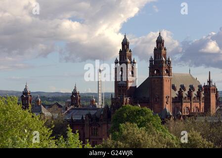 Blick vom Fahnenmast Viereck Kelvingrove Museum und Science Center Tower Universität von Glasgow, Glasgow, Scotland, UK. Stockfoto