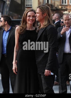 London, UK, 06.02.2013 Brad Pitt und Angelina Jolie besucht die World War Z-Weltpremiere auf dem Empire Leicester Square Stockfoto