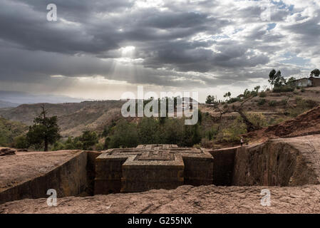 Blick auf Saint George Felsen gehauene Kirche Lalibela, Äthiopien Stockfoto