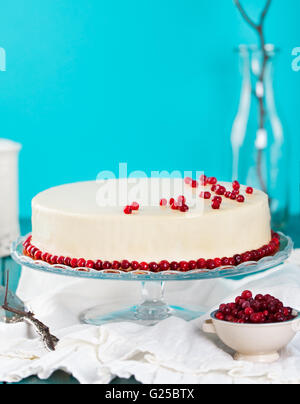 Preiselbeeren, Heidelbeeren Torte, Mousse Torte, Käsekuchen Stockfoto