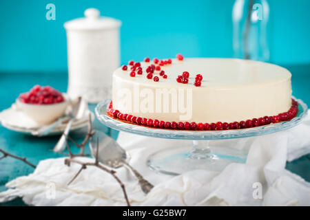 Preiselbeeren, Heidelbeeren Torte, Mousse Torte, Käsekuchen Stockfoto