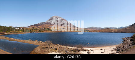 Mount Errigal und Dunlewy Lough in der Derryveagh Bergkette Dunlewey County Donegal Ireland Stockfoto