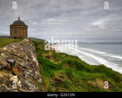 Mussenden Temple und Downhill Strand oder Litze auf den Weg nach Ulster und Causeway Coastal Route County Londonderry Northern Ireland Stockfoto