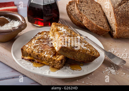 Kokos-French-toast Stockfoto