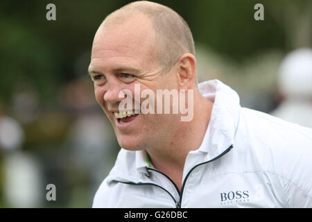 Virginia Water, Surrey, UK. 25. Mai 2016.    Prominente spielen in der pro-am-Veranstaltung vor der BMW/PGA Championship im umstrittenen Wentworth Golf Club hier: Mike Tindall Credit: Motofoto/Alamy Live News Stockfoto