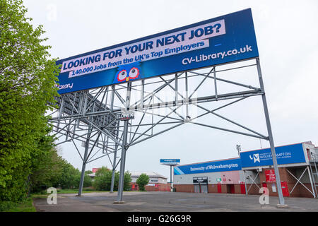 Hohen Niveau elektronischer Werbung Werbetafel, Bescot, Walsall, West Midlands, England, UK Stockfoto