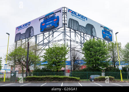 Hohe elektronische Anschlagtafel. Werbetafeln, Bescot, Walsall, West Midlands, England, Großbritannien Stockfoto