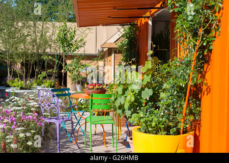 RHS Chelsea Flower Show 2016, RHS Garten, Begrünung grau Großbritannien für Gesundheit, Glück & Gartenbau, Designer Anne Marie Powell Stockfoto