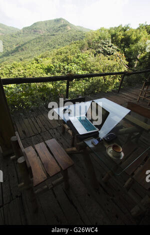 Ansicht des lasni temb Berg aus einem Deck. chorla Ghats mhadei Wildlife Sanctuary Goa Stockfoto