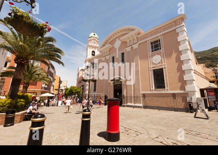 Westfassade der Dom St. Marien die gekrönte, Main Street, Gibraltar Europa Stockfoto