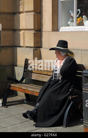 Sealed Knot historisches Reenactment Gruppe in Newark auf Trent Marktplatz zum Gedenken an Ende der Belagerung im englischen Bürgerkrieg Stockfoto