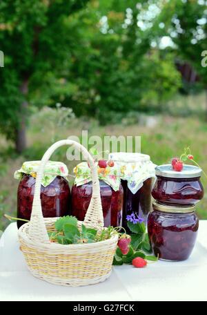 Erdbeer-Marmelade Stockfoto