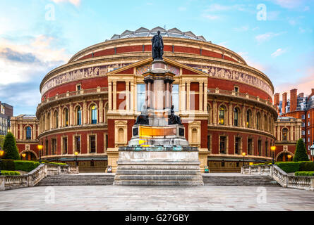 Royal Albert Hall, London, England, UK, mit Sonnenuntergang Stockfoto