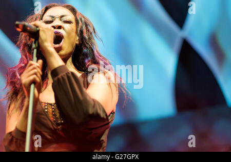 Beverley Knight erklingt in Cheltenham Jazz Festival, England, 2016 Stockfoto