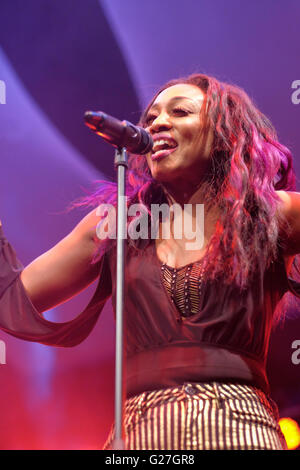 Beverley Knight erklingt in Cheltenham Jazz Festival, England, 2016 Stockfoto