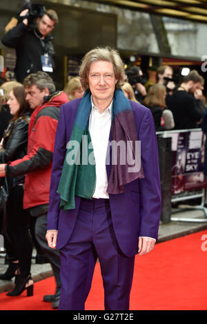 Auge im Himmel "britischen Filmpremiere London Featuring: Guy Hibbert Where: London, Vereinigtes Königreich bei: 11. April 2016 Stockfoto