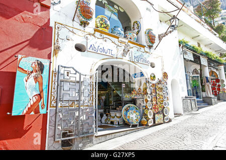 Absolute Positano pro Shop Verkauf von Keramik auf Via Cristoforo Colombo Positano Amalfi Küste Kampanien Italien Europa Stockfoto