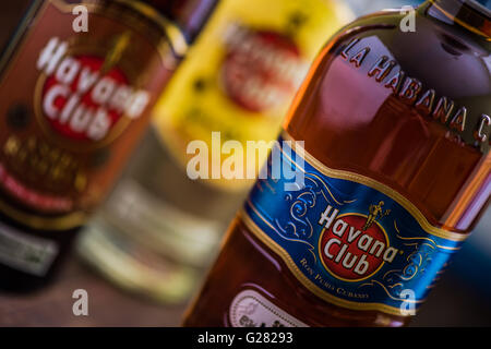 Havanna, Kuba - 23. Mai 2016: Flasche Havana Club Rum. Gegründet im Jahre 1878 in Kuba, ist Havana Club der Welt Nr. 3 internation Stockfoto