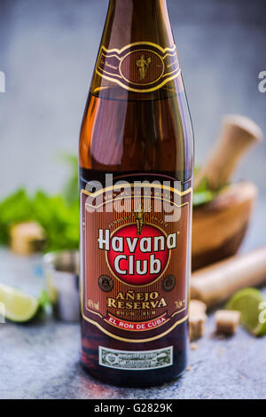 Havanna, Kuba - 23. Mai 2016: Flasche Havana Club Rum. Gegründet im Jahre 1878 in Kuba, ist Havana Club der Welt Nr. 3 internation Stockfoto