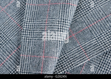 Glen-Plaid oder Glenurquhart überprüfen Wollstoff mit einem gewebten Twill-Design von kleinen und großen Prüfungen verwendet in Anzüge und Sakkos Stockfoto