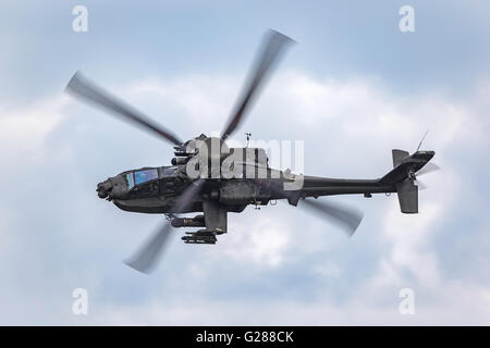 Army Air Corps Westland WAH - 64D Apache Longbow Kampfhubschrauber. Stockfoto