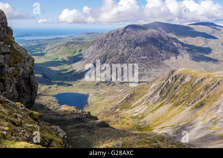 Pen Sie-yr Ole Wen gesehen von der Glyders in Snowdonia, Nordwales Stockfoto