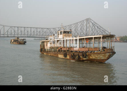 Howrah Brücke über den Hooghly River, Kolkata, Westbengalen, Indien Stockfoto