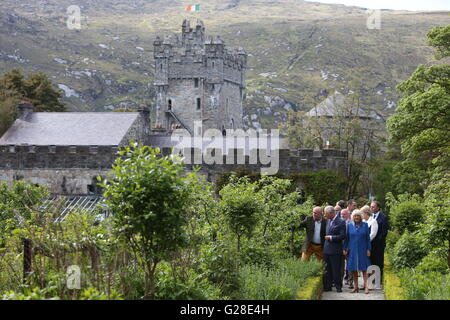 Der Prince Of Wales und der Herzogin von Cornwall Glenveagh Castle in Glenveagh Nationalpark, Co. Donegal, transformiert besuchen sie die Republik Irland in die aktuelle royal Gebot zu verfestigen anglo-irischen Beziehungen. Stockfoto