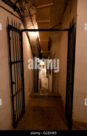 Die unterirdischen Tunnel verwendet als Kommandozentrale für die britischen Streitkräfte während des zweiten Wat und später später von der NATO in Valletta. Stockfoto