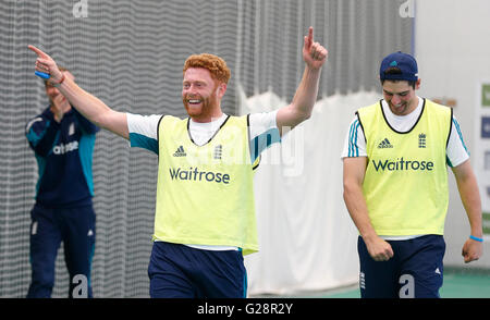 Englands Jonny Bairstow während einer Sitzung Netze an einem Emirates-Fluss, Chester-Le-Street. Stockfoto