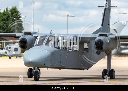 Army Air Kulturen Britten-Norman BN-2 t-4 s Defender T.3 ZH004 von 651 Geschwader bei Aldergrove in Nordirland Stockfoto