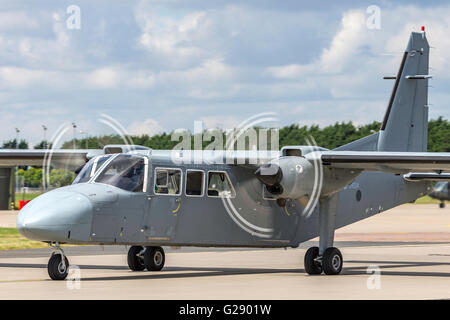 Army Air Kulturen Britten-Norman BN-2 t-4 s Defender T.3 ZH004 von 651 Geschwader bei Aldergrove in Nordirland Stockfoto