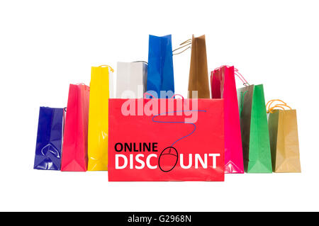 Online-Rabatt-Konzept mit Einkaufstüten isoliert auf weißem Hintergrund Stockfoto