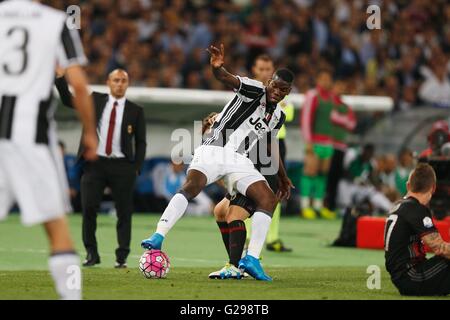 Roma, Italien. 21. Mai 2016. Paul Pogba (Juventus) Fußball: Italien 'TIM Cup' final match zwischen AC Mailand 0-1 Juventus FC im Stadio Olimpico di Roma in Rom, Italien. © Mutsu Kawamori/AFLO/Alamy Live-Nachrichten Stockfoto