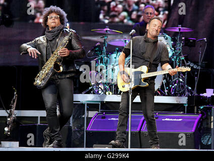 Manchester, UK. 25. Mai 2016. Bruce Springsteen und die E Street Band auf der "River World Tour" in Manchester Etihad Stadium Credit: Ernie Pollard/Alamy Live-Nachrichten Stockfoto