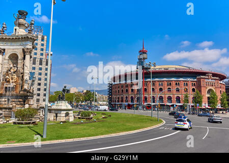 Plaça d ' Espanya, auch bekannt als Plaza de España in Spanisch, ist einer der wichtigsten Plätze Barcelonas Stockfoto