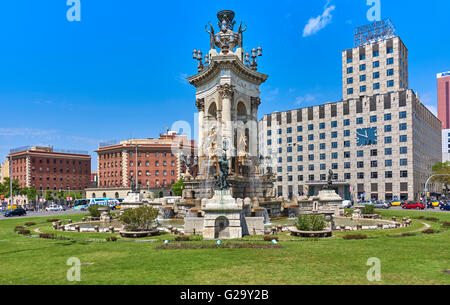 Plaça d ' Espanya, auch bekannt als Plaza de España in Spanisch, ist einer der wichtigsten Plätze Barcelonas Stockfoto